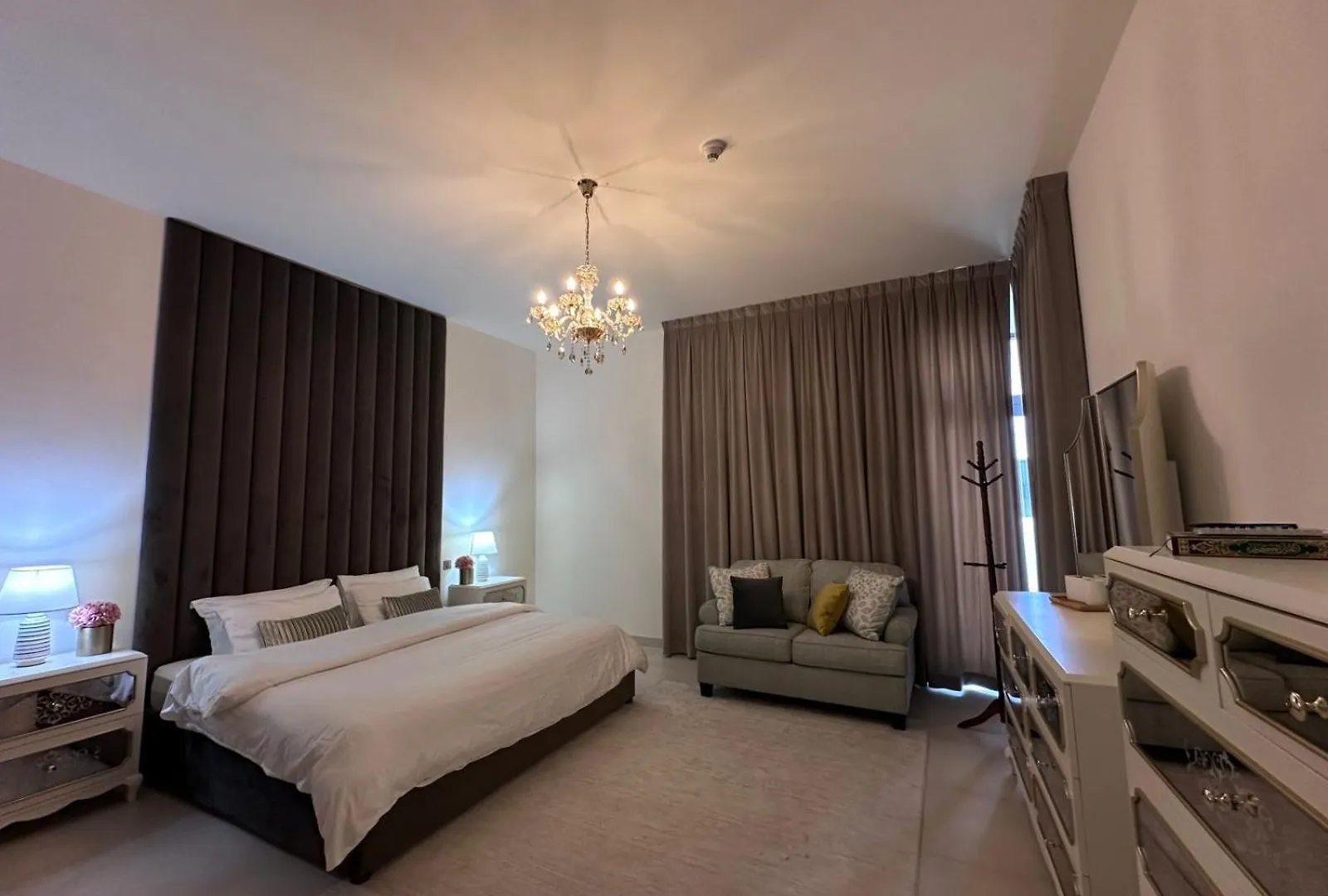 Villa In Yas Island , Abu Dhabi